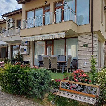 Lighthouse 3 Bedrooms Villa F36 Baltsjik Eksteriør bilde