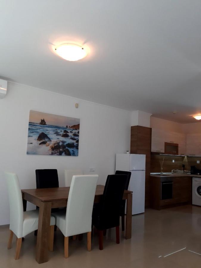 Lighthouse 3 Bedrooms Villa F36 Baltsjik Eksteriør bilde