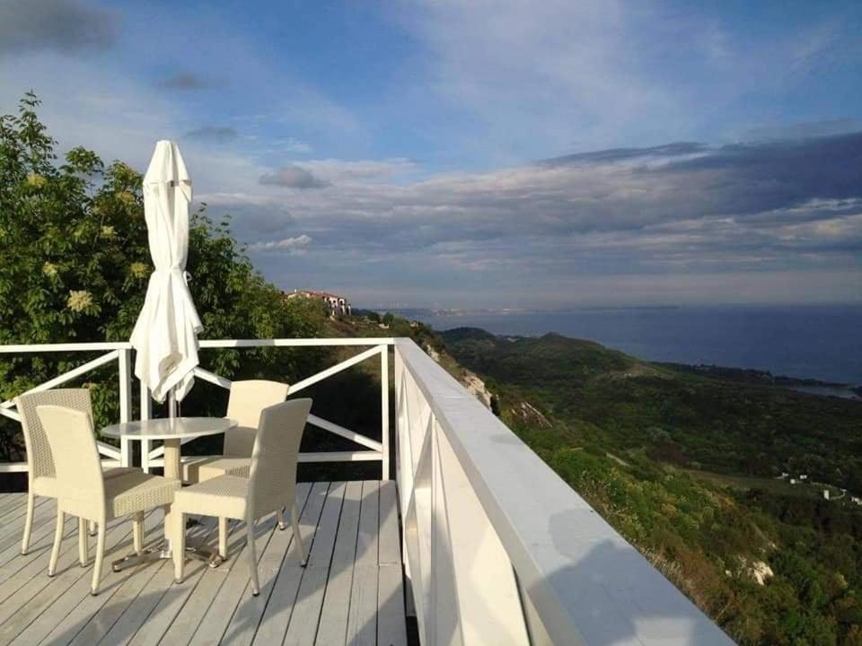 Lighthouse 3 Bedrooms Villa F36 Baltsjik Eksteriør bilde
